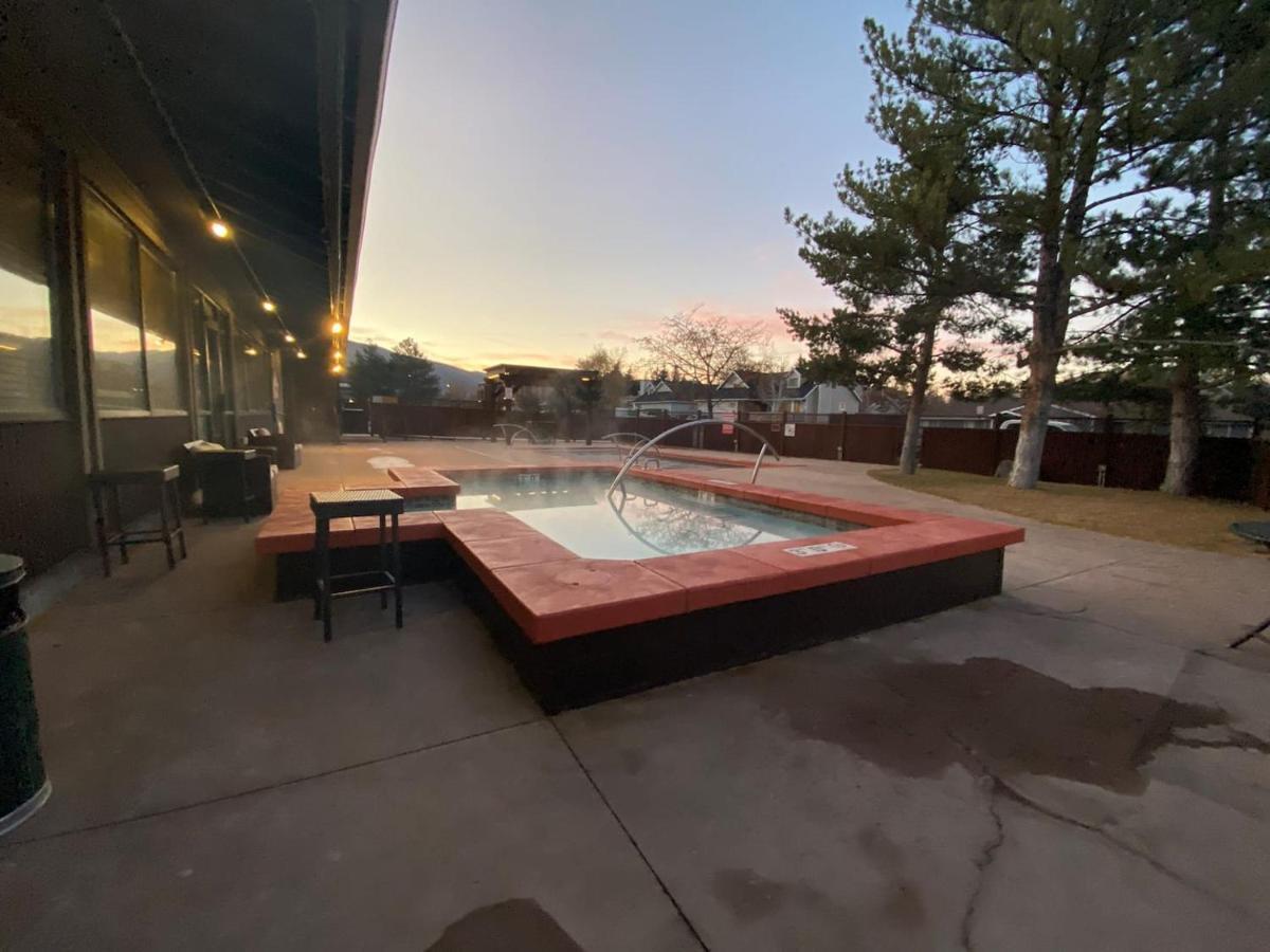 Mid-Century Gem W/King Aparthotel Park City Exteriör bild
