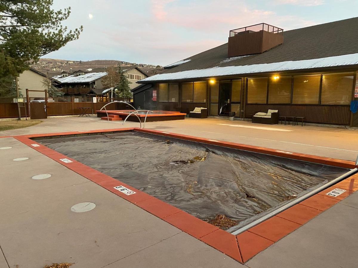 Mid-Century Gem W/King Aparthotel Park City Exteriör bild